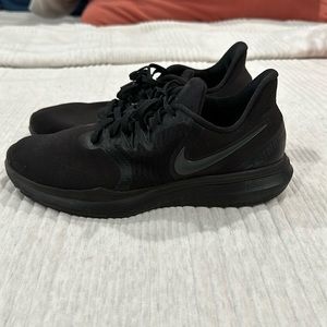Nike In-Season TR8